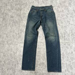 W ＊ 古着 05年製 '人気モデル' LEVI’S リーバイス 501 デニムパンツ / ジーンズ W29 L32 メンズ ボトムス ボタン裏 359 の画像2