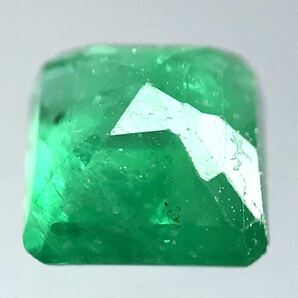 (天然エメラルド0.522ct)a約4.6×4.5mmソーティング付 ルース 裸石 宝石 ジュエリーjewerly emerald CA0/CA0 iの画像2