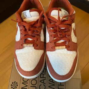 Nike WMNS Dunk Low Sun Club "Brown/Whiteナイキ　ダンクロー