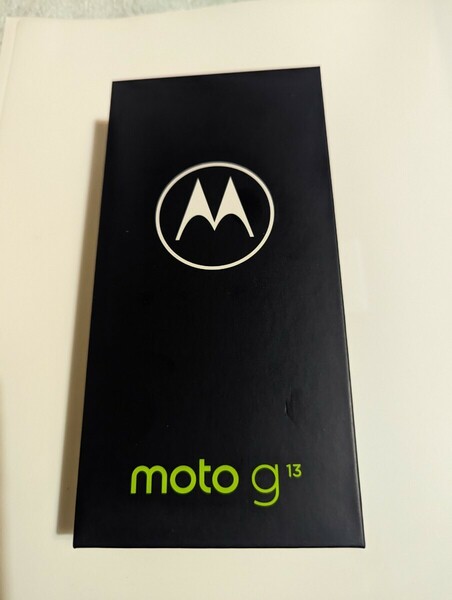 新品 未使用 未開封 moto g13 マットチャコール Motorola simフリー