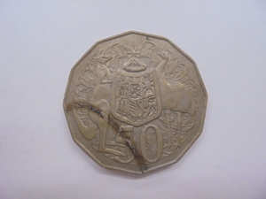 【外国銭】オーストラリア 50セント 白銅貨 1980年 紋章 カンガルー エミュー 古銭 硬貨 コイン