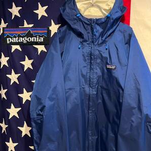 ★patagonia★パタゴニア★83960SP15★トレントシェルジャケット★ナイロン★マウンテンパーカー★フルジップ★ブルー★青★Mサイズ★の画像1