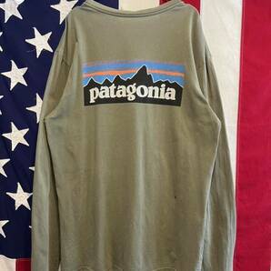 ★USA製★patagonia★パタゴニア★バックロゴ★P-6ロゴ★長袖Tシャツ★ロンT★カットソー★オーガニックコットン100%★カーキ★Mサイズ★の画像2