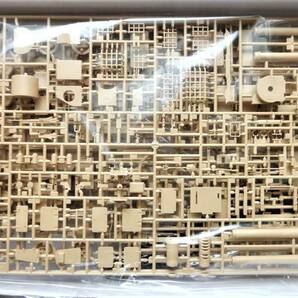 アカデミー製1/35韓国軍Ｋ9Ａ1自走榴弾砲（搭乗員3人付き） 韓国陸軍、ポーランド軍、フィンランド軍、インド軍、トルコ軍等が装備の画像7