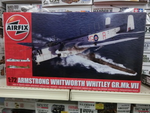 AIRFIX　A09009　1/72　ARMSTRONG　WHITWORTH　WHITLEY　GR.MK.VII