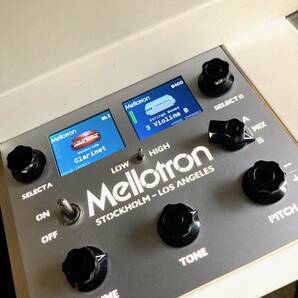 メロトロン Mellotron M4000D 正常動作品 角に傷あり オルガン シンセサイザー ストリングス の画像2