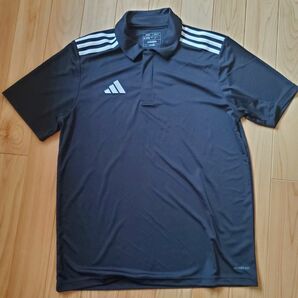 adidasポロシャツ