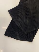 PLEATS PLEASE ISSEY MIYAKE◆プリーツ VネックTシャツ/3/ポリエステル/BLK/PP02FK117_画像6