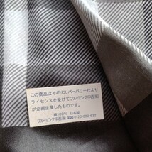 未使用★バーバリー　BURBERRY★ 大判ハンカチ　メンズ　チェック柄　ブラック系_画像3