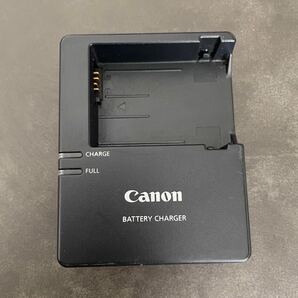 送料無料 Canon キャノン LC-E8 バッテリーチャージャー カメラ 付属品 アクセサリーの画像1