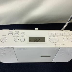 TOSHIBA CDラジオ TY-C250 ホワイト 白 コンパクトスリムボディ 東芝 2018年製 電源ケーブル付き  電池での通電未確認 現状品 MI041608の画像2