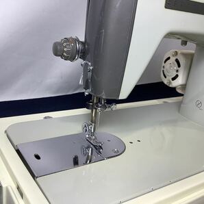 BROTHER Brother Sewing Machine NA-350 ブラザー ミシン 昭和 レトロ はずみ車にて針の上下確認 通電未確認 ジャンク MI043005の画像3