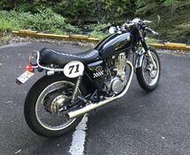 YAMAHA SR400シーズン到来カフェレーサー仕様_画像3