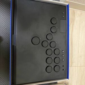 【PlayStation公式ライセンス商品】 Razer レイザー Kitsune PS5 & PC 用 レバーレス アケコン