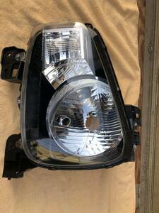 * Alto HA36S left head light. *