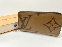 極美品 LOUIS VUITTON ルイヴィトン ジャイアント モノグラム ジッピーウォレット 長財布 ラウンドファスナー_画像1