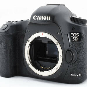 ★☆極上品★キヤノン CANON EOS 5D Mark III ボディ 付属品多数 #483☆★の画像3