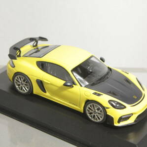 MINICHAMPS 1/43 ポルシェ 718 ケイマン GT4 RS Yellowの画像4