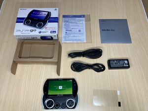 美品　液晶新品　PSPgoブラック　付属品あり　SONY ソニー プレイステーションポータブル 