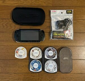 *PSP1000 本体 ブラック プレイステーションポータブル 付属品付き カセット5個他