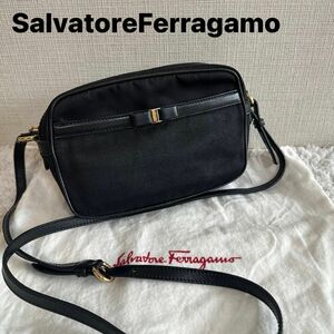 SalvatoreFerragamoサルヴァトーレ フェラガモ ヴァラ リボン ショルダーバッグ ポシェット 斜めがけ