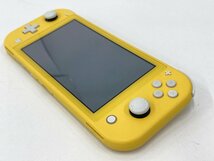 Nintendo Switch Lite　ニンテンドースウィッチライト　本体　HDH-001　初期化済　イエローカラー　電源コード付き【CDAZ5021】_画像5