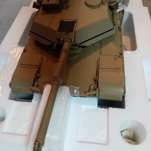 フランクリンミント 1/24 ミニチュア戦車 M1A1 エイブラムス 元箱 輸送箱有 付属品全て有 美品 完品 の画像1
