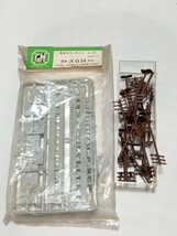 Nゲージ 鉄道模型 動力車含む 車両 線路 細かい部品 塗料 など 大量一括 ジャンク５円スタート _画像4