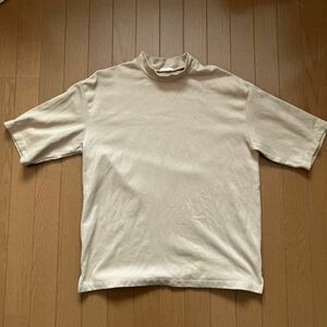 GU ハイネック半袖シャツ(XL)