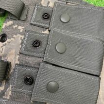 新!未使用品極上!MOLLE トリプル40mmグレネードポーチ ABUサバゲーUSMC沖縄米軍放出品♪人気ミリタリーデットストック品コスプレ小物入希少_画像6