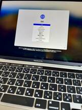 【美品】Macbook Pro 13インチ シルバー Mid 2020 Thundebolt3x4ポート (Intel i5 クアッドコア2Ghz RAM:16GB SSD:512GB) A2251_画像1