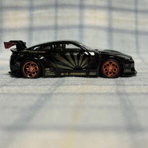 ★ミニGT MiniGT LBWORKS Nissan GT-R Black w/Copper Wheel R35 右ハンドル★の画像5