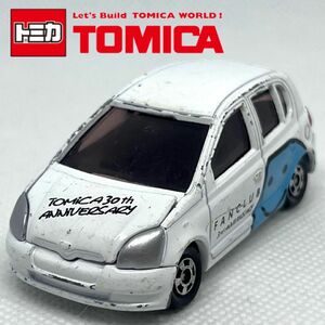 【送料無料】トミカ/TOYOTA/No.110/ヴィッツ/30th/アニバーサリー/ファンクラブ/TOMICA/トヨタ/ミニカー