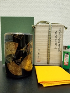 最上品　骨壷（骨カメ）山中漆器　扇面高蒔絵（修孝）高さ１２０ミリ　本漆手塗　本金蒔絵　切合口　桐箱　巾着　終活　骨入　逸品　仏具