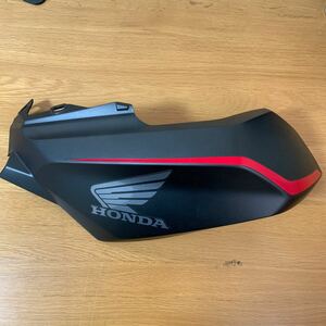 新品未使用品 超美品CBR250RR MC51 純正タンクカウル左