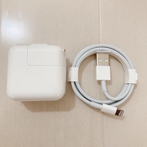 新品 Apple 純正 ACアダプタ ケーブル A1357 10W USB 充電器 iPhone iPad iPod 使用可能の画像2