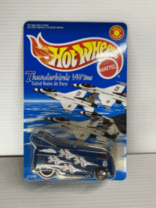 HotWheels Thunderbirds VW Bus United States Air Force (A9) 