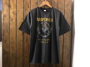 訳有新品●ラモーンズ　ROAD TO RUIN TOUR 1979　ビンテージスタイル　Ｔシャツ［XL］●パンクロックバンド/RAMONES/CBGB