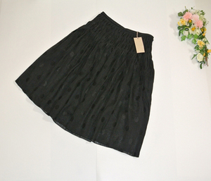 K.T LINOki ширина ta катушка чёрный. юбка в сборку размер 9 не использовался 28000 иен?