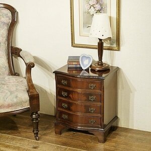 英国イギリスアンティーク家具 小ぶりなボウフロントチェスト 整理タンス マホガニー材 美しい杢目 A907