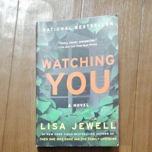 英語小説　ペーパーバック　Lisa Jewell / Watching you 