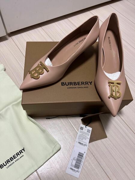 Burberry ロゴ　パンプス　38w 靴