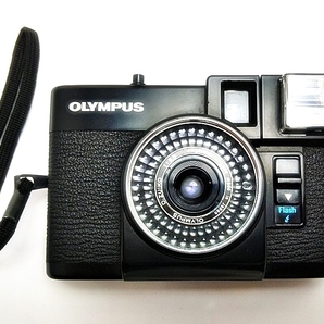 B24-378【ジャンク】OLYMPUS オリンパス PEN EF フィルムカメラ D.ZUIKO 1:3.5 F=28mm ※シャッター可能/動作未確認 ポーチ付きの画像1