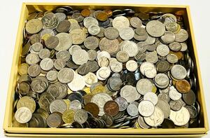 外国コイン　約9kg まとめ　ヨーロッパ　アジア　アメリカほか古銭　通貨硬貨　アンティーク　外国銭 お金　送料込