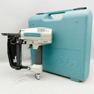 makita マキタ エアタッカ AT1150 タッカー エアコンプレッサー ステープル 幅11mm 長さ38mm～50mm 木工 エアー工具 DIY 建築 大工 釘打機