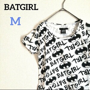 総柄Tシャツ バットガール アメコミ DCコミック　BATGIRL グラフィティ アメリカンコミック 手書き モノグラム Mサイズ レディース 半袖