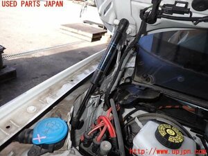 2UPJ-13591068]BMW 118d F20(1S20) упор капота б/у 