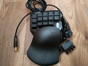 RAZER nostromo ゲーミング キーパッド RZ07-0049 