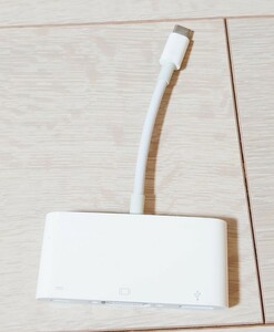 Apple純正 USB-C VGA Multiportアダプタ A1620