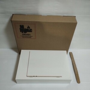 未開封　Macbook Air 13.6 インチ　a2681 　M2 8GB 256GB MLY13J/A（4.28b）